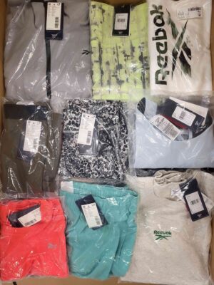 The photo shows a package with clothing in the category R.