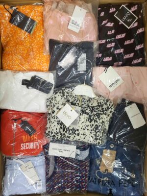 The photo shows a package with clothing in the category K.