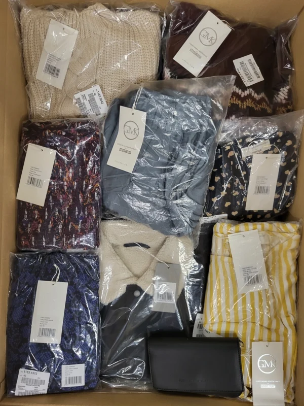 The photo shows a package with clothing in the category YA.