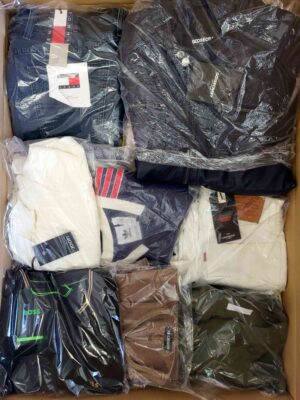 The photo shows a package with clothing in the category B.
