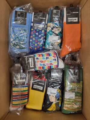 The picture shows a package with accessories in the category SA.