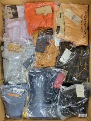 The photo shows a package with clothing in the category A.
