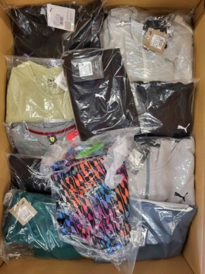 The photo shows a package with clothing in the category AP.