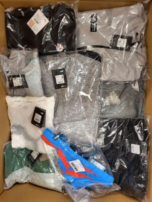 The photo shows a package with clothing in the category AP.