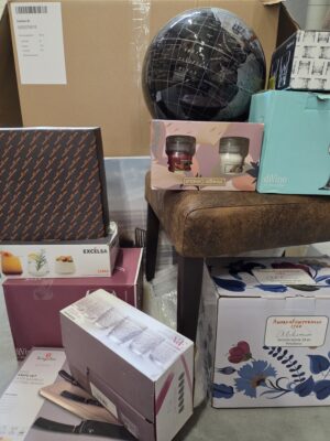 The photo shows the palette in the category BH.