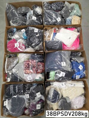 The photo shows a package with clothing in the category BPSDV.