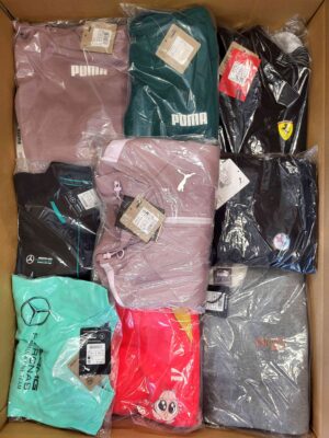 The photo shows a package with clothing in the category AP.