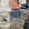 The photo shows a package with clothing in the category B.