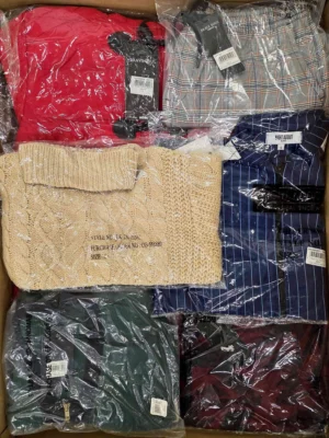 The photo shows a package with clothing in the category BB.