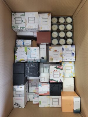 The picture shows a package with accessories in the category CO.