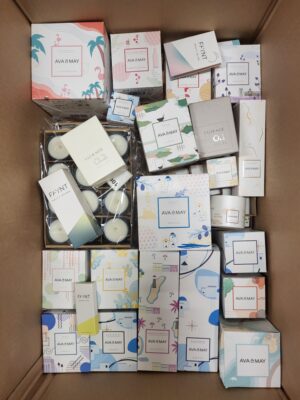 The picture shows a package with accessories in the category CO.