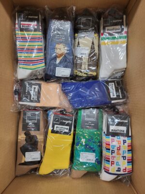 The picture shows a package with accessories in the category SA.