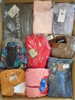 The photo shows a package with clothing in the category A.