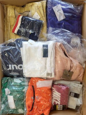 The photo shows a package with clothing in the category A.