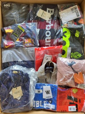 The photo shows a package with clothing in the category A.