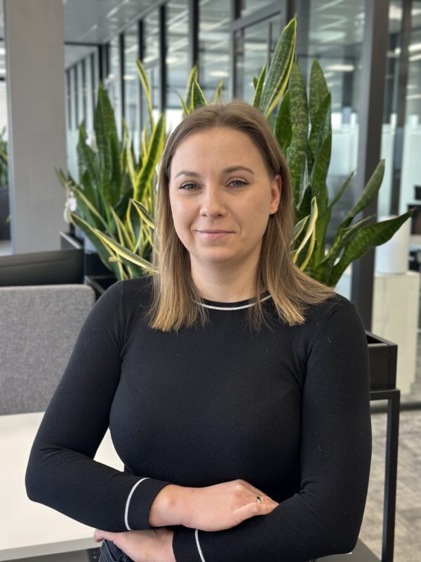 The photo shows a package with clothing in the category A.