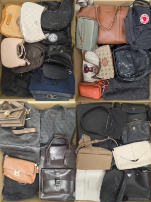 The picture shows a package with accessories in the category HC.