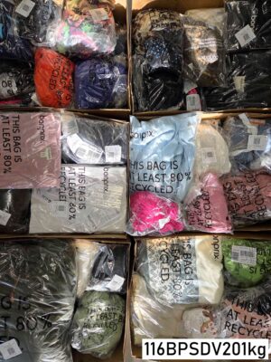 The photo shows a package with clothing in the category BPSDV.