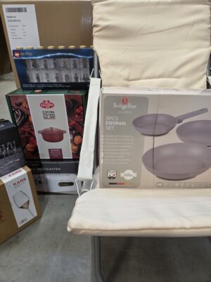 The photo shows the palette in the category BH.