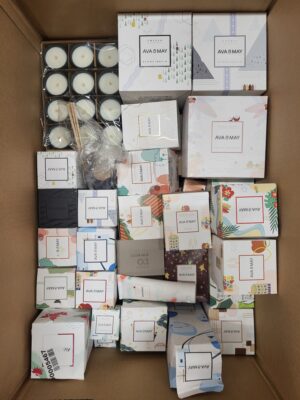 The picture shows a package with accessories in the category CO.