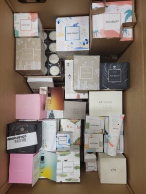 The picture shows a package with accessories in the category CO.