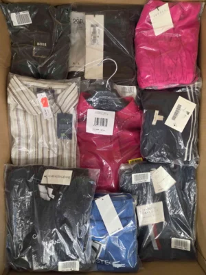 The photo shows a package with clothing in the category AP.