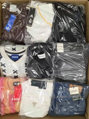 The photo shows a package with clothing in the category B.