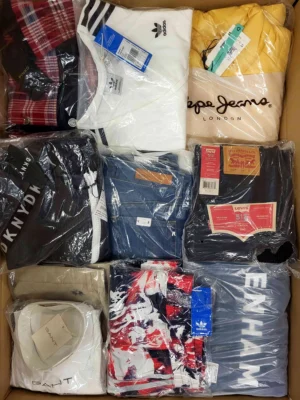 The photo shows a package with clothing in the category A.