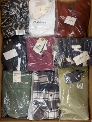 The photo shows a package with clothing in the category A.