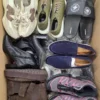 The photo shows a package with footwear in the category CSU.