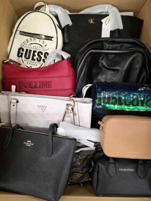 The picture shows a package with accessories in the category HB.