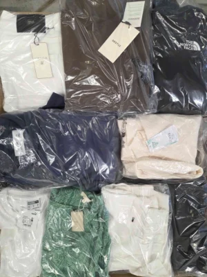 The photo shows a package with clothing in the category C.