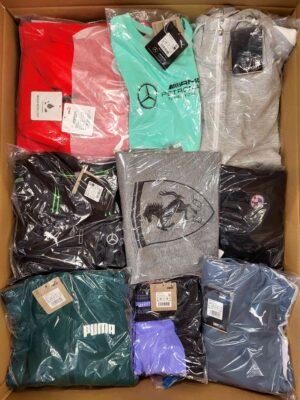 The photo shows a package with clothing in the category AP.