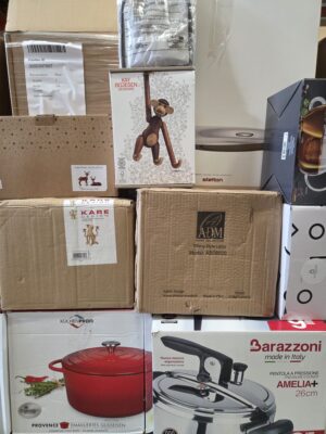 The photo shows the palette in the category CH.