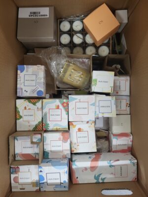 The picture shows a package with accessories in the category CO.