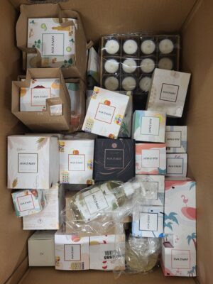 The picture shows a package with accessories in the category CO.