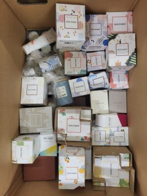 The picture shows a package with accessories in the category CO.