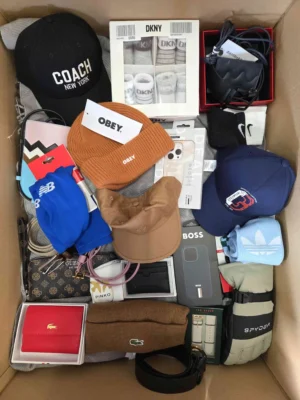 The picture shows a package with accessories in the category AB.