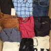 The photo shows a package with clothing in the category U.