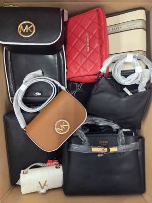 The picture shows a package with accessories in the category HA.