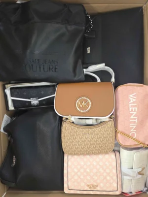 The picture shows a package with accessories in the category HA.