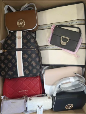 The picture shows a package with accessories in the category HA.