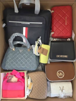 The picture shows a package with accessories in the category HA.