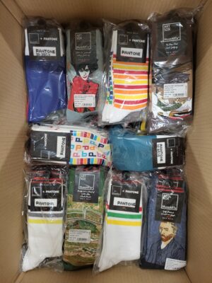 The picture shows a package with accessories in the category SA.