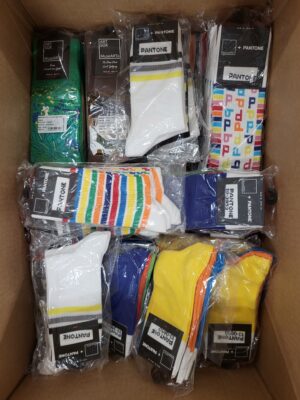 The picture shows a package with accessories in the category SA.