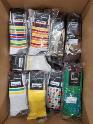 The picture shows a package with accessories in the category SA.