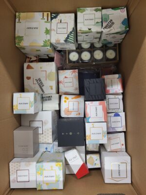 The picture shows a package with accessories in the category CO.