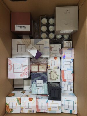 The picture shows a package with accessories in the category CO.