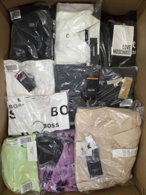 The photo shows a package with clothing in the category AP.