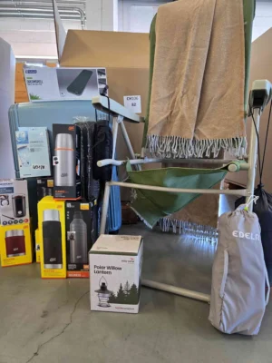 The photo shows the palette in the category CH.